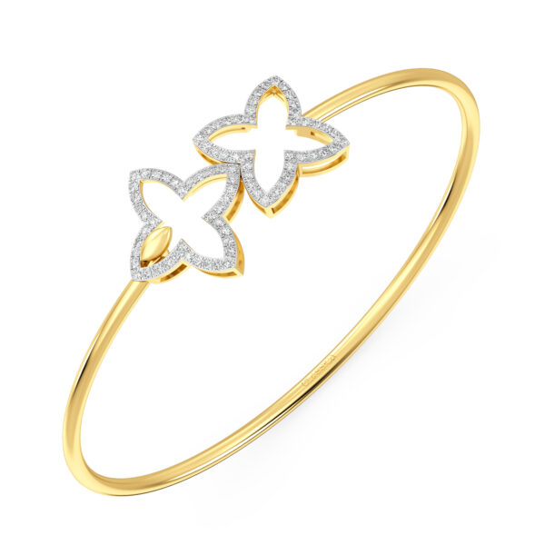 Four-Leaf Clover Diamond Oval Bangle Bracelet