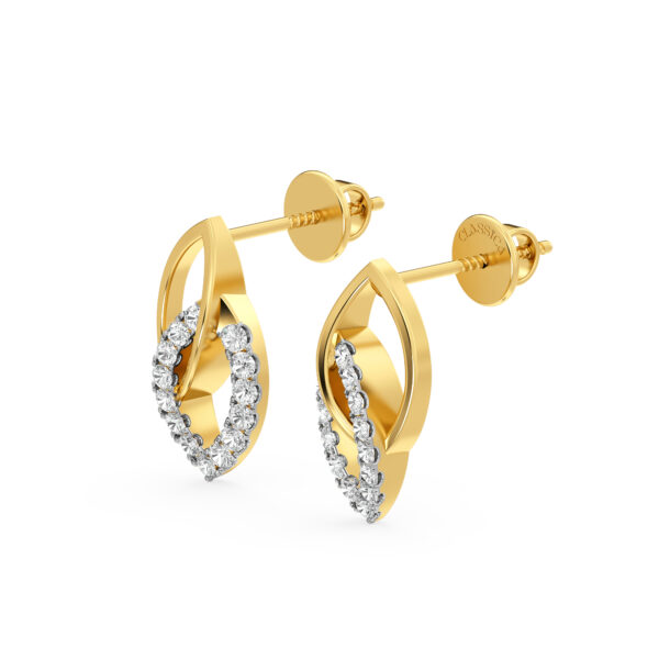 Ornate Oval Luxe Drops Diamonds Earrings