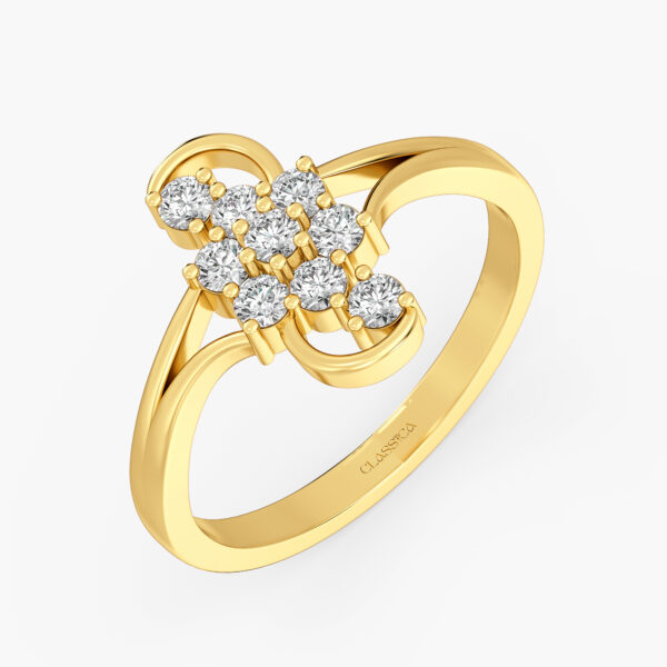 Swirl Frame Diamond Cluster Ring