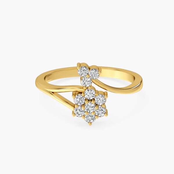Elegant  rose gold floral diamond ring