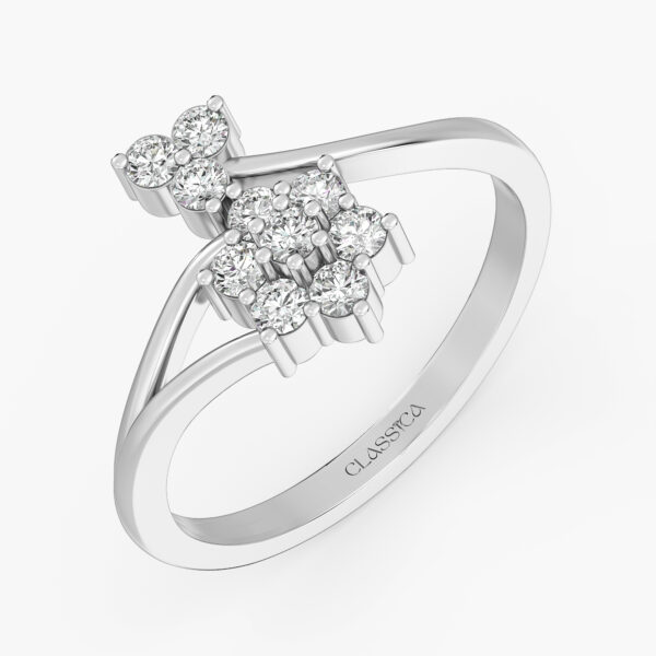 Elegant  rose gold floral diamond ring