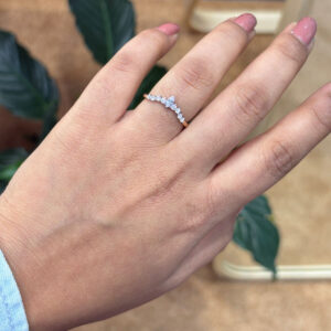 Pretty Crown Ring With Shiny Stones