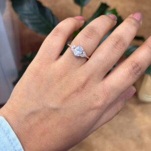 Romantic Ring With Oval CZ In Silver