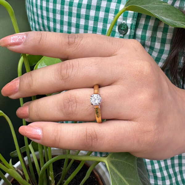 Elegant Silver Ring With Solitaire CZ
