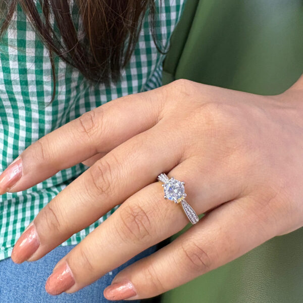 Lightweight Silver Ring With Elegant Finish